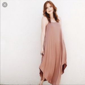 Stella Dress | Carly Jean Los Angeles